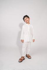 Mulmul Chikankari Kurta Pyjama Set